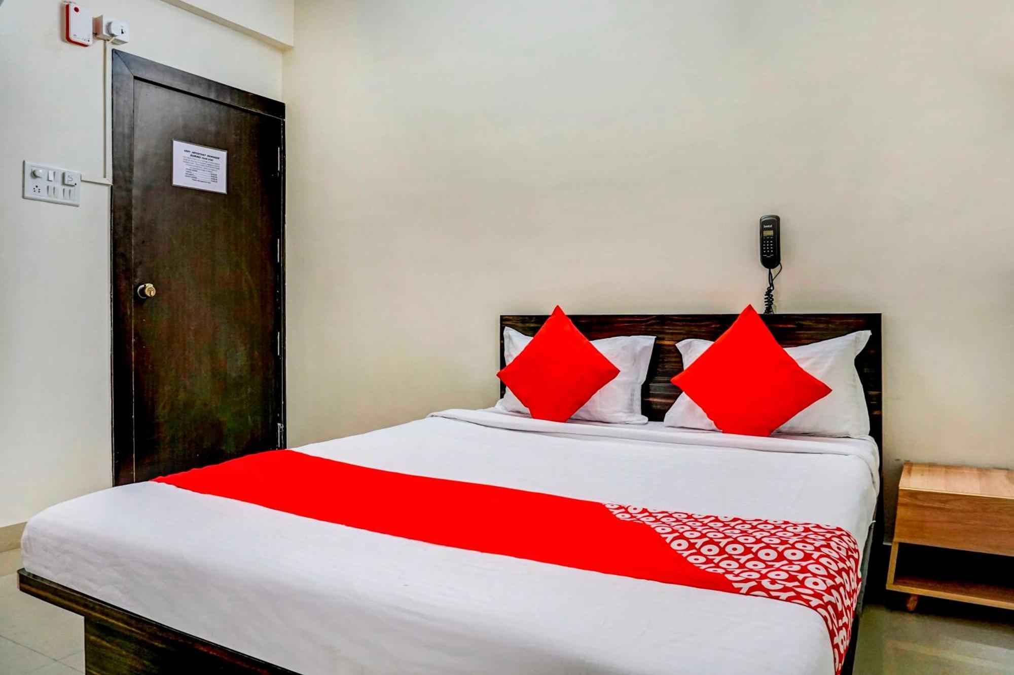 Hotel O Komfort Inn Pune Exterior photo